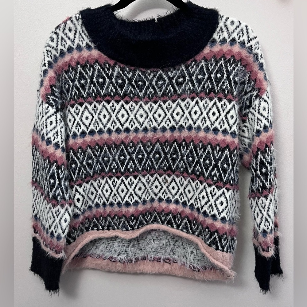 Urban Outfitters Geometric Knit Sweater - Black, Pink, White